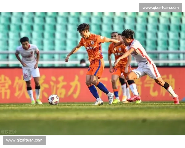 张昱杰护腿板暗藏全家福密码 训练预演助其中超关键破门